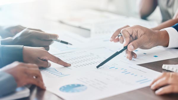 手戻りを防ぐ製品企画の進め方